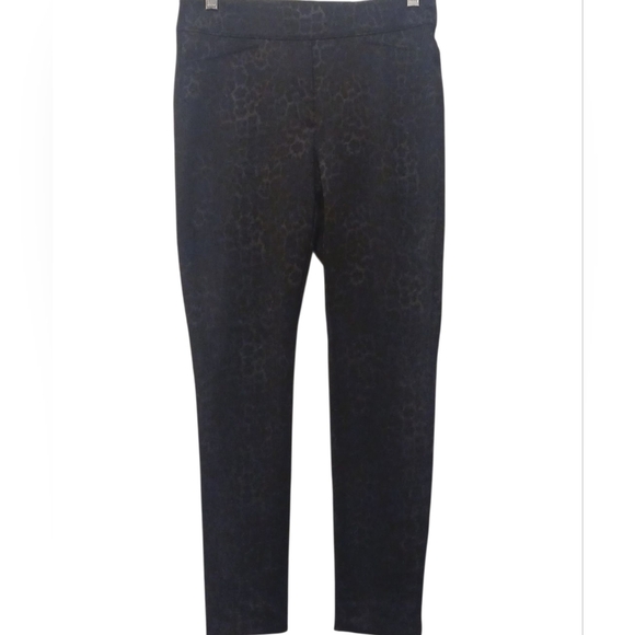 Chico's - NWT, Gray & Black Animal Print Ankle Leggings Elastic Waist US Size 4 - Picture 8 of 9